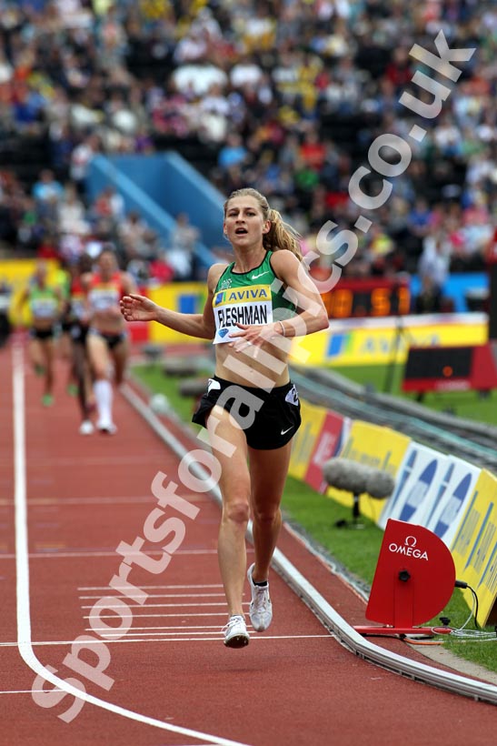 Lauren Fleshman wins the 5000 metres, 2011 Aviva London Grand Prix